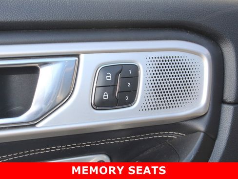 Used 2020 Ford Explorer ST w/ ST Street Pack image 13