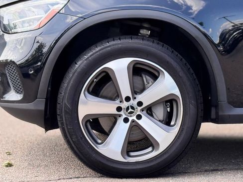 Used 2021 Mercedes-Benz GLC 300 4MATIC image 11