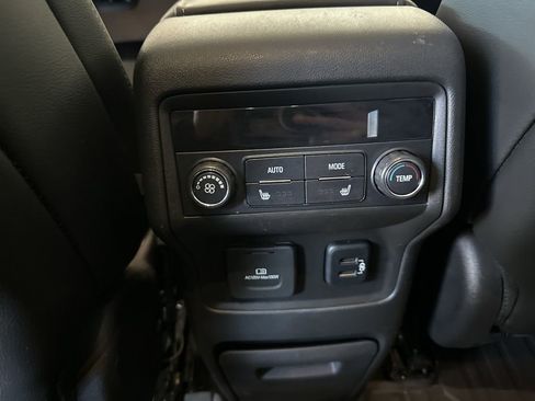 Used 2018 GMC Acadia Denali w/ Technology Package image 14