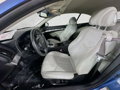 Used 2011 INFINITI G37 Convertible w/ Premium Pkg RWD image 28