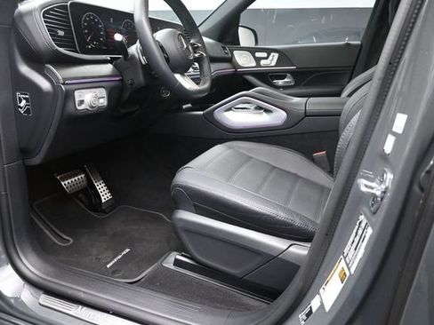 Used 2026 Mercedes-Benz GLS 450 4MATIC image 17