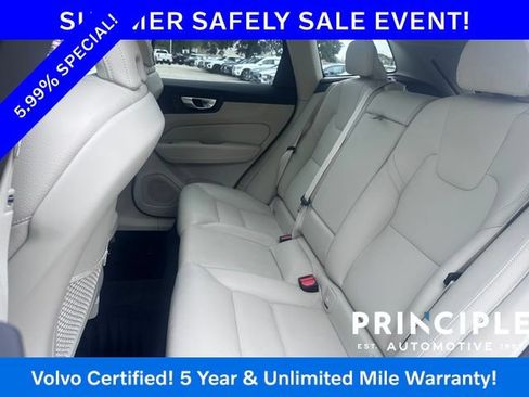 Certified 2024 Volvo XC60 B5 Core AWD/4WD image 19