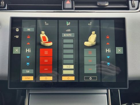 Certified 2025 Land Rover Range Rover Evoque S image 19