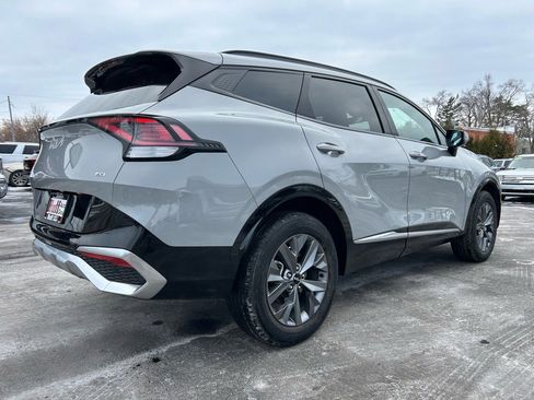Used 2023 Kia Sportage SX image 9