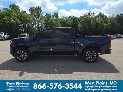 Certified 2022 Chevrolet Silverado 1500 RST w/ Z71 Off-Road Package AWD/4WD image 5
