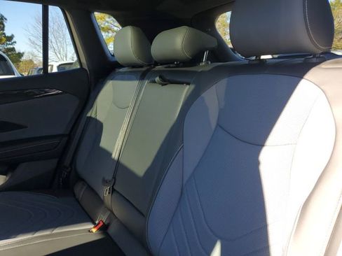New 2026 Volkswagen Tiguan SE R-Line FWD image 11