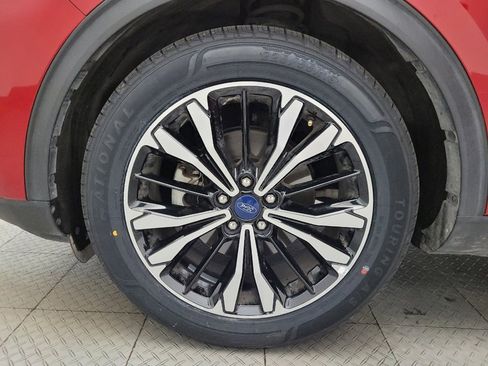 Used 2022 Ford Escape SE w/ SE Sport Appearance Package image 31