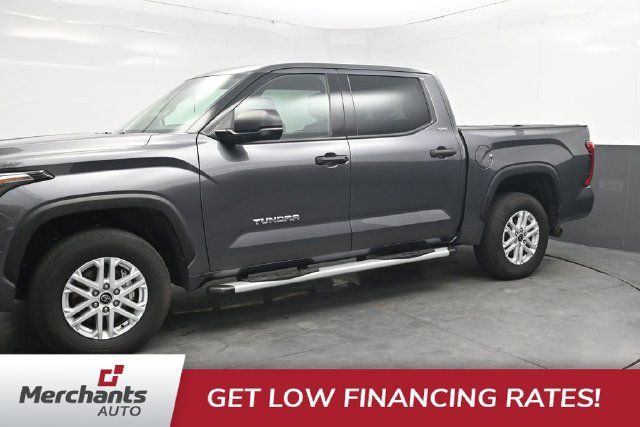 Used 2022 Toyota Tundra SR5 AWD/4WD image 3