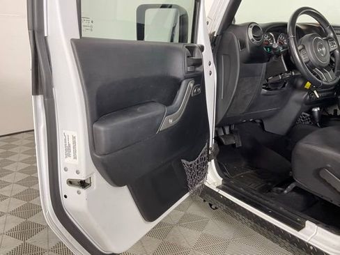 Used 2014 Jeep Wrangler Unlimited Sport w/ Quick Order Package 24S AWD/4WD image 13