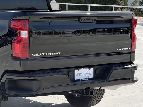 New 2026 Chevrolet Silverado 1500 Custom image 6