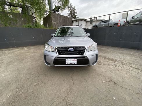 Used 2017 Subaru Forester 2.0XT Premium AWD/4WD image 9