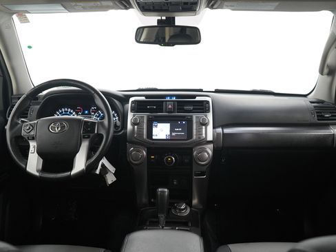 Used 2015 Toyota 4Runner SR5 Premium AWD/4WD image 13