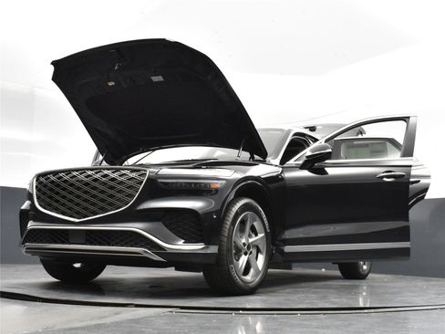 Used 2026 Genesis GV70 2.5T Advanced image 22