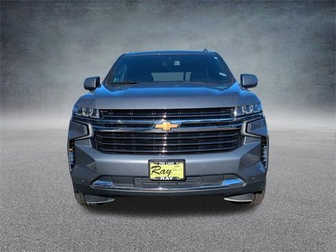 Used 2021 Chevrolet Tahoe LT w/ LT Signature Package image 4