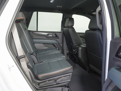 Used 2026 GMC Yukon AT4 image 11