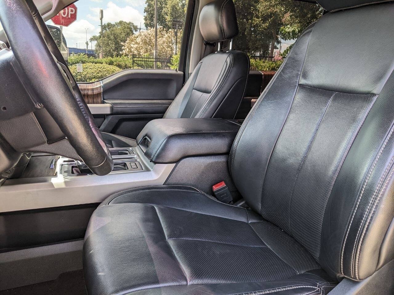 Used 2020 Ford F150 Lariat w/ Equipment Group 502A Luxury AWD/4WD image 24
