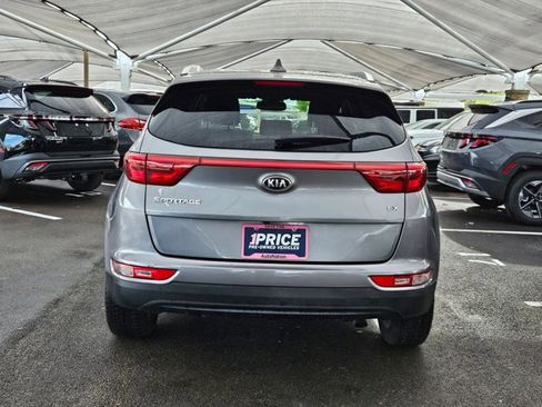 Used 2017 Kia Sportage EX image 7
