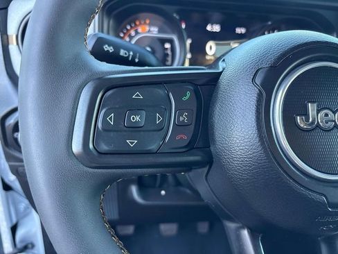 Used 2024 Jeep Wrangler Sport S AWD/4WD image 17