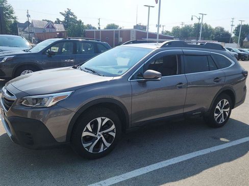 Used 2022 Subaru Outback Limited XT AWD/4WD image 8