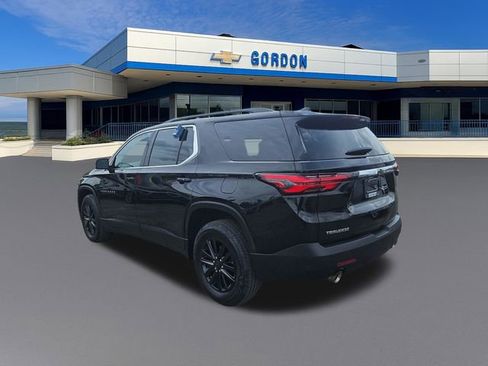 Used 2023 Chevrolet Traverse LT FWD image 3