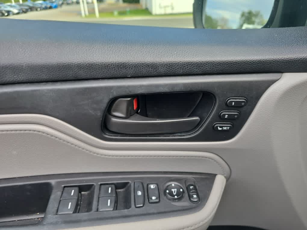 Used 2020 Honda Odyssey EX-L image 13