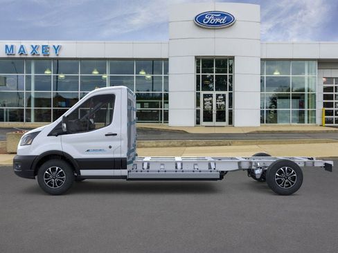 New 2026 Ford E-Transit w/ Fleet Safety Package RWD image 3