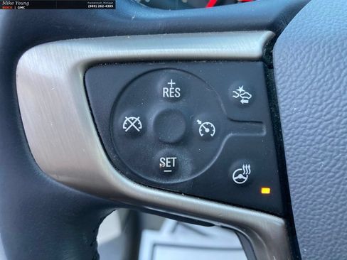 Used 2021 GMC Acadia Denali w/ GMC Pro Grade Package AWD/4WD image 28