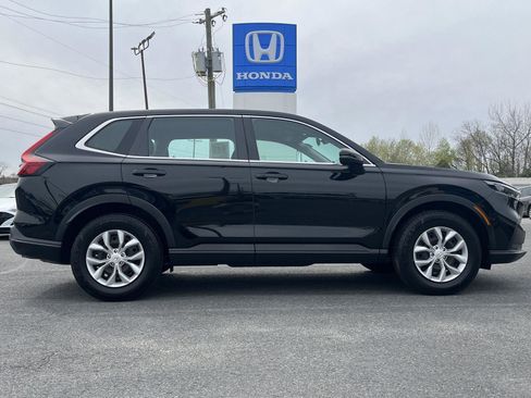 Certified 2023 Honda CR-V LX image 4