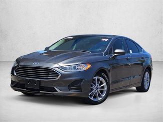 Used 2020 Ford Fusion SE FWD video 4