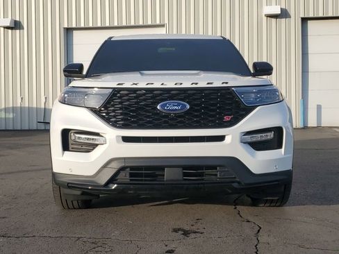 Used 2022 Ford Explorer ST w/ Equipment Group 401A image 2