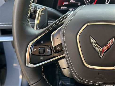 Used 2025 Chevrolet Corvette Z06 image 32