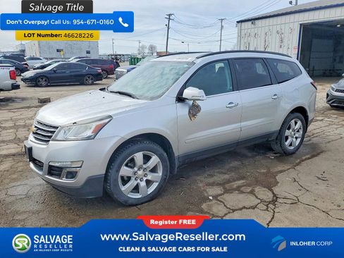 Used 2017 Chevrolet Traverse LT w/ Style and Technology Package FWD image 1