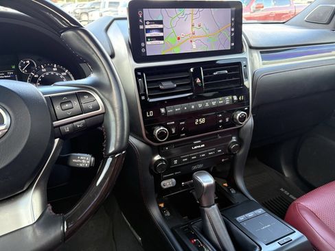 Used 2022 Lexus GX 460 Luxury image 17