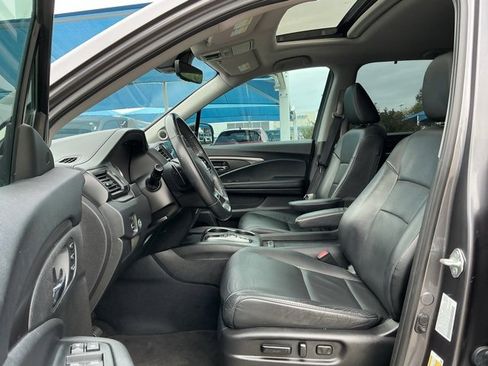 Used 2022 Honda Pilot Special Edition image 11