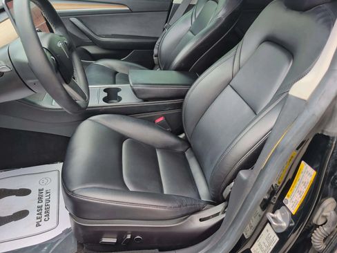 Used 2022 Tesla Model 3 Standard Range RWD image 13