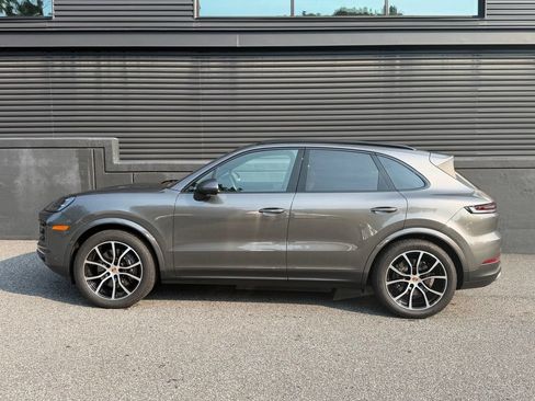 Certified 2026 Porsche Cayenne AWD/4WD image 7