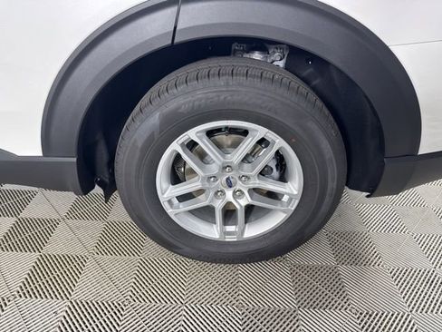 New 2025 Ford Explorer Active w/ Active Comfort Package image 30