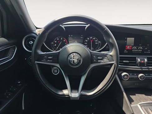 Used 2019 Alfa Romeo Giulia AWD w/ Cold Weather Package image 12