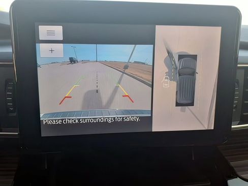 Used 2021 Ford Explorer Limited w/ Equipment Group 301A image 10