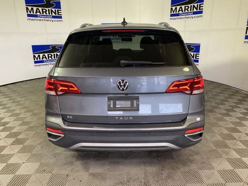 Used 2022 Volkswagen Taos SE FWD image 17