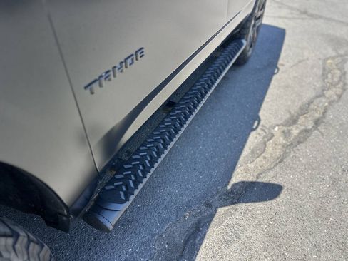 Used 2021 Chevrolet Tahoe Z71 AWD/4WD image 8