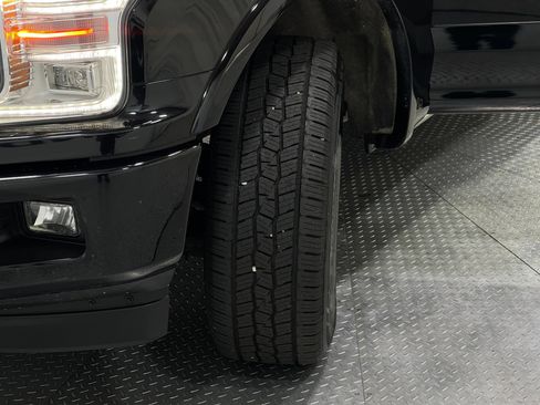 Used 2018 Ford F150 Platinum w/ Equipment Group 701A Luxury AWD/4WD image 36