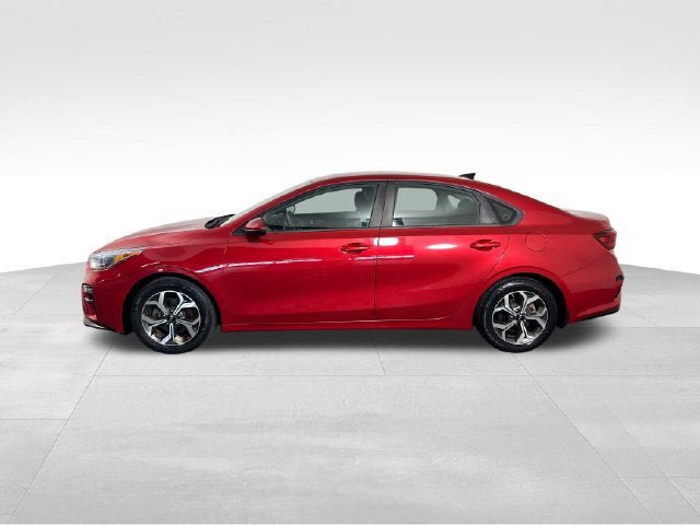 Used 2019 Kia Forte LXS FWD image 2