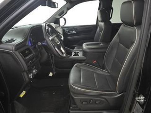 Used 2021 GMC Yukon XL SLT RWD image 8