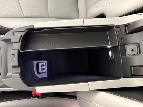 Used 2023 GMC Terrain SLT w/ Infotainment Package II FWD image 35