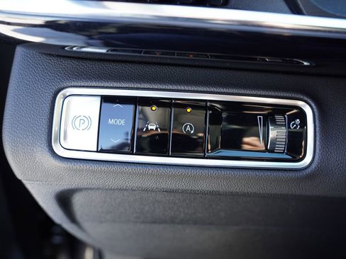 Certified 2025 Buick Envision Preferred image 23