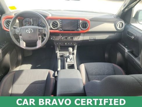 Used 2020 Toyota Tacoma TRD Sport w/ Technology Package image 20