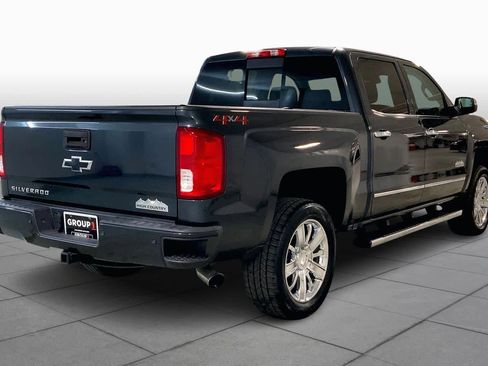 Used 2018 Chevrolet Silverado 1500 High Country image 12