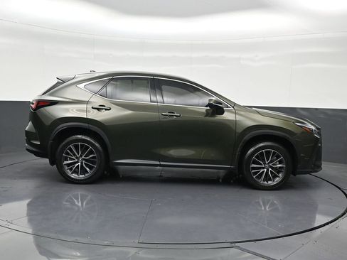 Used 2024 Lexus NX 250 FWD w/ Cold Area Package image 7