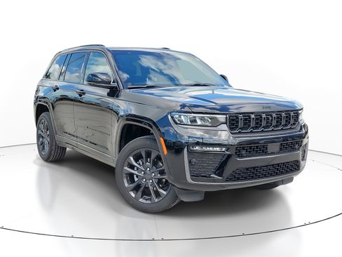 New 2026 Jeep Grand Cherokee Limited image 1
